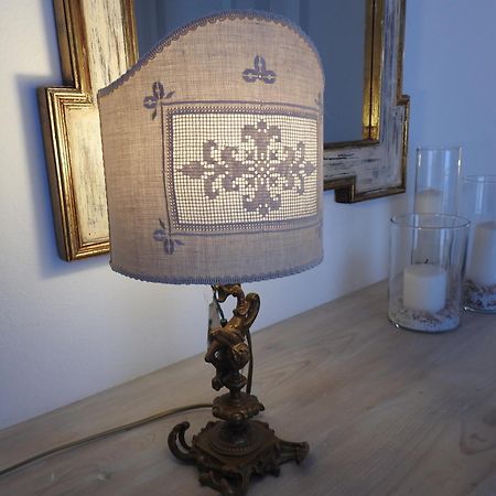 La Casa Di Clara Bed and Breakfast Esine Eksteriør billede