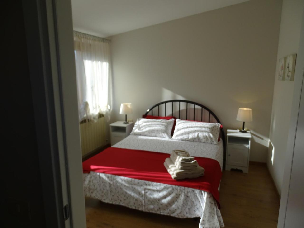 La Casa Di Clara Bed and Breakfast Esine Eksteriør billede